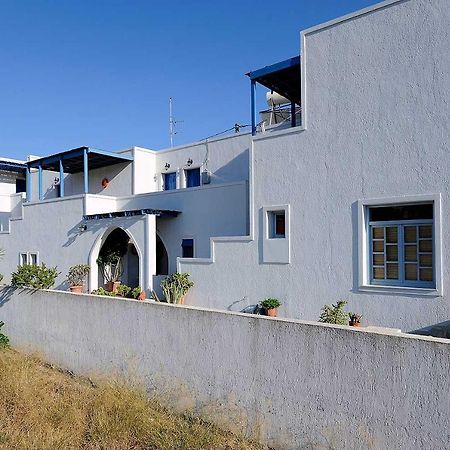 Manousos Rooms Adamantas Exterior photo
