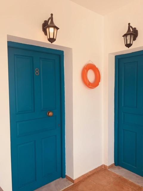 Manousos Rooms Adamantas Exterior photo